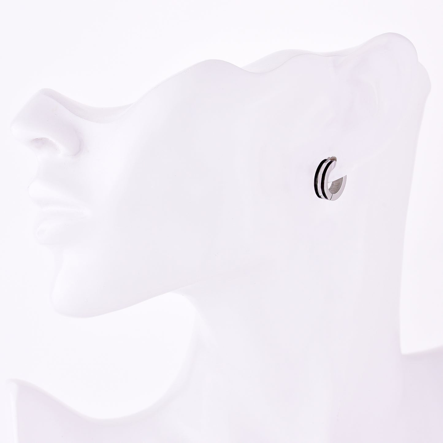 ピアスサージカルステンレスフープ金属アレルギー316l ブラックリングピアス片耳用、フィッティングイメージ