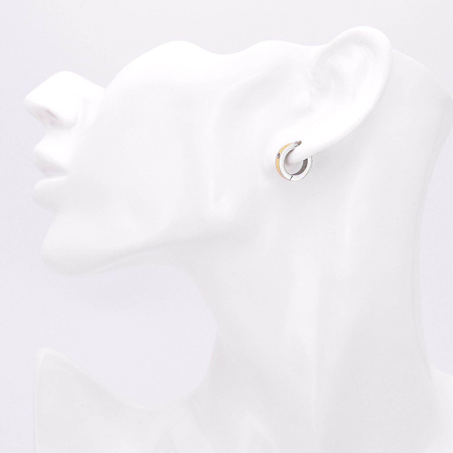 ピアスサージ カルステンレスフープ金属アレルギー 316l ゴールドリングピアスジルコニア片耳用、フィッティングイメージ