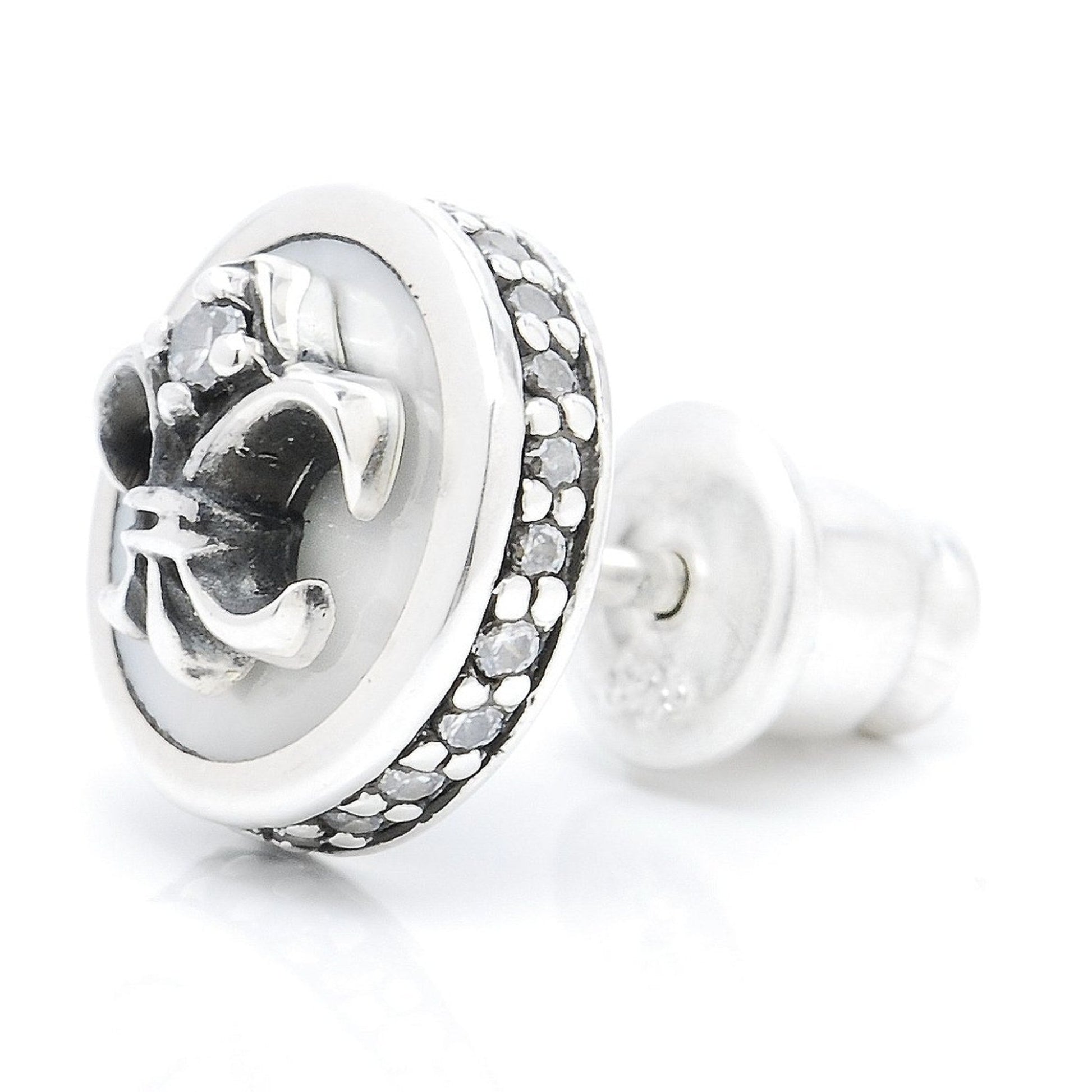 メンズ シルバー925 リリークロス ホワイトシェル 8mm スタッドピアス シルバー925キャッチ詳細