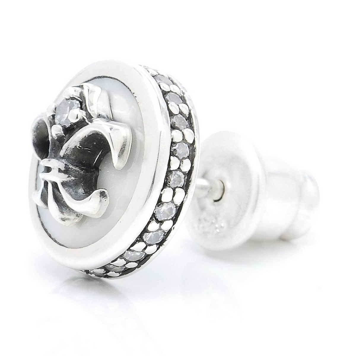 メンズ シルバー925 リリークロス ホワイトシェル 8mm スタッドピアス シルバー925キャッチ詳細