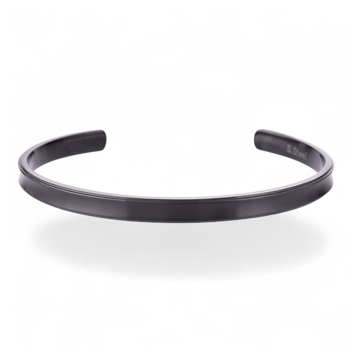Truelements Jewelry matte black 316L surgical stainless steel cuff bangle with a minimalist 5mm wide design