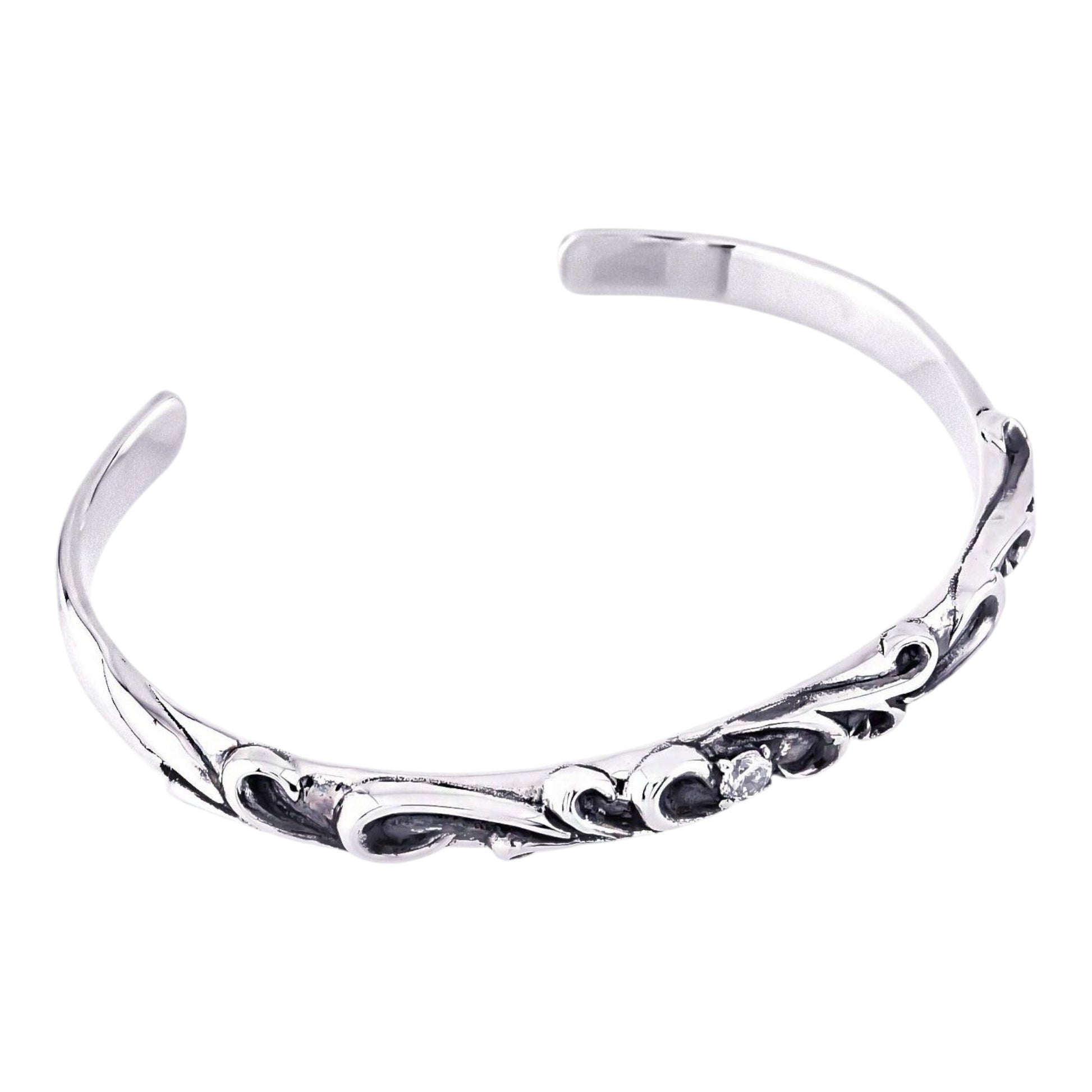 Truelements Jewelry men's sterling silver 925 cuff bangle featuring an arabesque pattern and clear cubic zirconia.