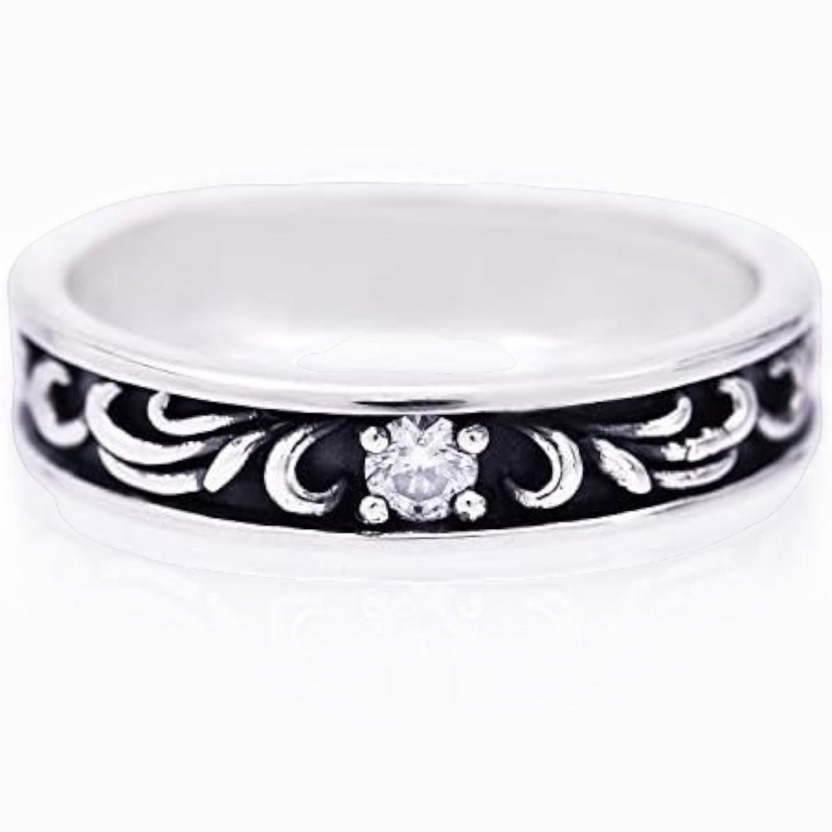 Truelements Jewelry men's sterling silver 925 ring featuring an intricate arabesque pattern and clear cubic zirconia