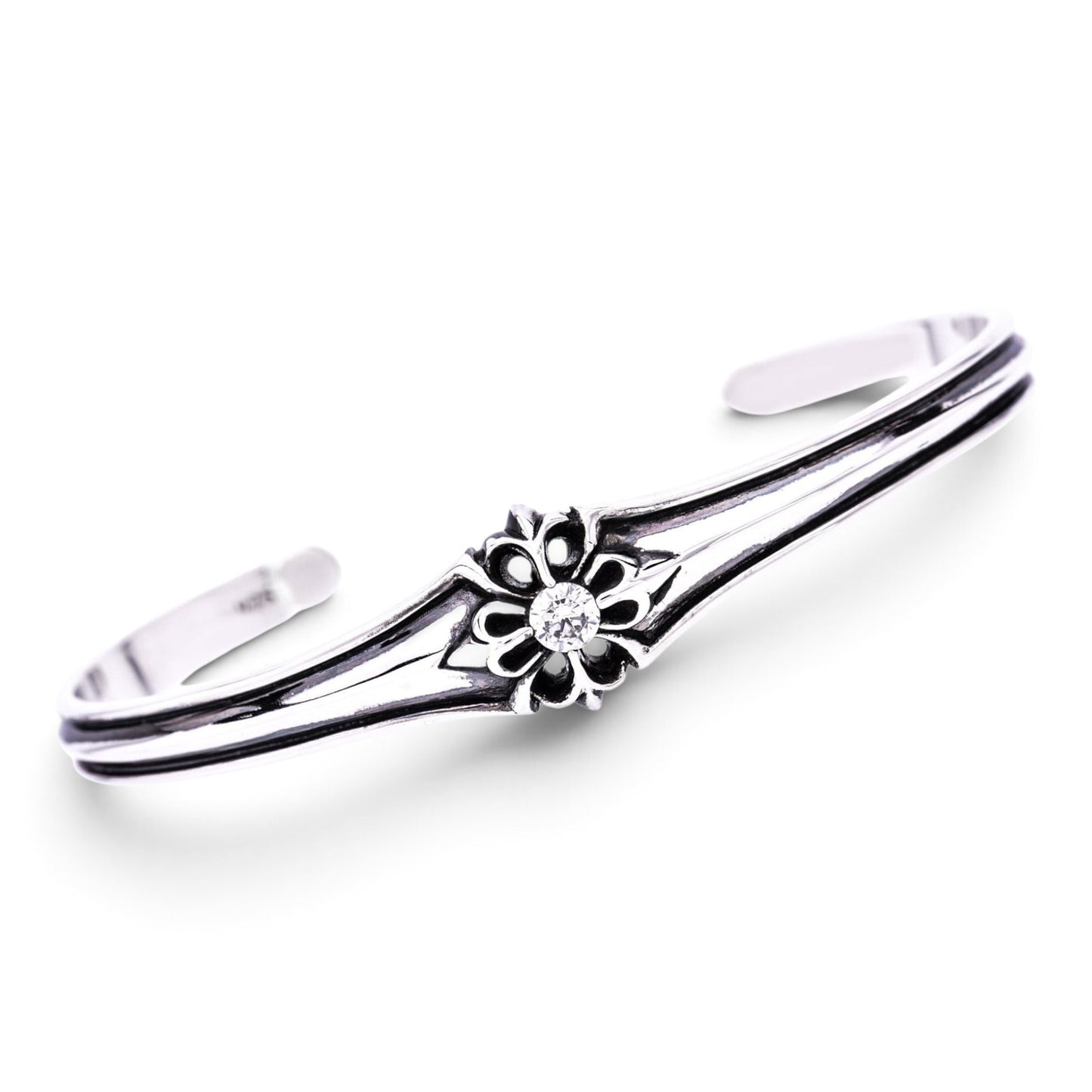 Truelements Jewelry sterling silver 925 men's bangle featuring a floral cross motif with a clear cubic zirconia stone.