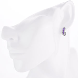 メンズ シルバー ピアス サージカル ステンレス シンプル フープ パープル (紫) ジルコニア 金属 アレルギー 316l リングピアス 片耳用、フィッティングイメージ